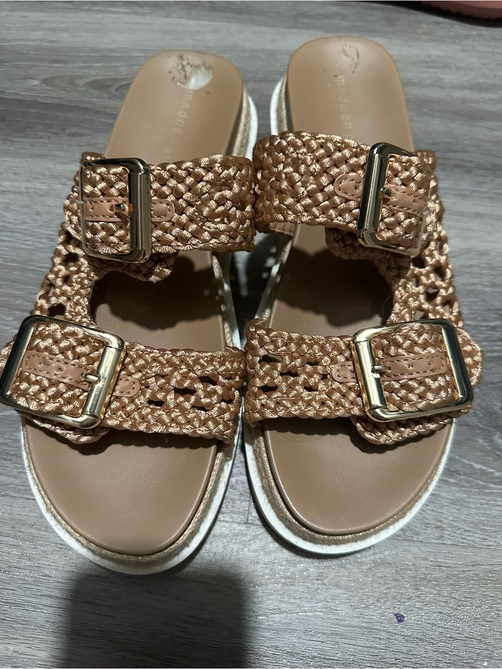Women’s sandals
